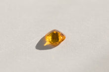 画像をギャラリービューアに読み込む, .64ct Loose Natural Cushion Yellow Sapphire