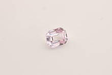 画像をギャラリービューアに読み込む, .41ct Loose Natural Emerald cut Purplish Pink Sapphire