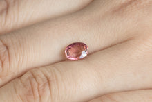 画像をギャラリービューアに読み込む, 1.45ct Loose Natural Oval Shape Tourmaline