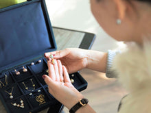 Load image into Gallery viewer, Pale Gracious- Twine of grace