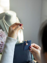 Load image into Gallery viewer, Elegant Dew-Fair rosette