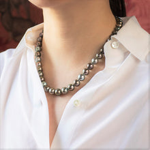 Load image into Gallery viewer, Tahitian Wonderland-Grace of the sea