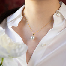 Load image into Gallery viewer, Pale Gracious- Soul of the sea