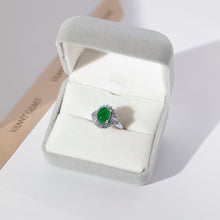 Load image into Gallery viewer, High Quality Type A Small Jadeite Platinum Estate Ring