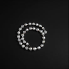 Load image into Gallery viewer, Pale Gracious- Frosted moon