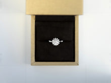 画像をギャラリービューアに読み込む, Halo Diamond Engagement Ring