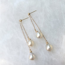 Load image into Gallery viewer, Pale Gracious- Swing of light