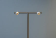 Load image into Gallery viewer, Elegant Dew- Sweet honey