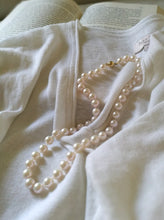 Load image into Gallery viewer, Elegant Dew- Akoya wonder