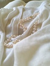 Load image into Gallery viewer, Elegant Dew- Akoya wonder