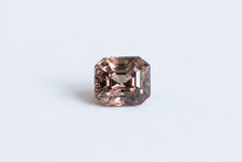 画像をギャラリービューアに読み込む, 1.41ct Loose Natural Asscher cut Spinel