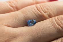 画像をギャラリービューアに読み込む, 1.25ct Loose Natural Rectangular Light Blue Sapphire
