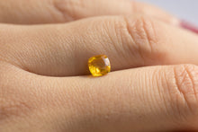 Laden Sie das Bild in den Galerie-Viewer, .90ct Loose Natural Cushion Yellow Sapphire
