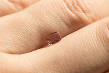 Charger l&#39;image dans la galerie, .46ct Loose Cushion Padparadscha Sapphire
