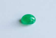 画像をギャラリービューアに読み込む, 2.34ct Loose Natural Oval Cab Emerald
