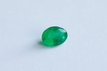 画像をギャラリービューアに読み込む, 0.76ct Loose Natural Oval Emerald
