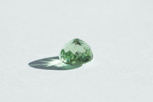 Charger l&#39;image dans la galerie, 1.88ct Loose Natural Round Shape Tourmaline
