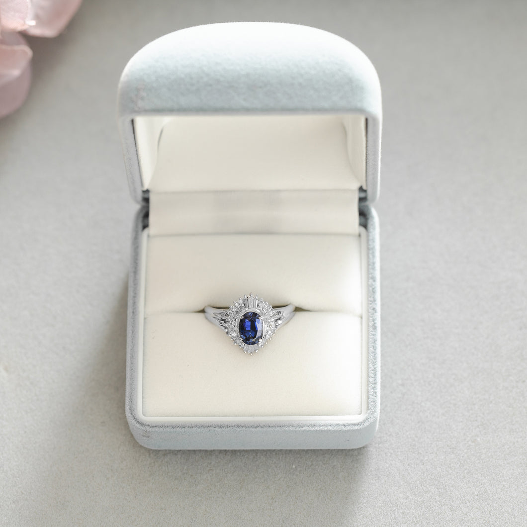 Estate 1.08cts Royal Blue Sapphire Platinum Ring