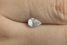 Charger l&#39;image dans la galerie, 1.09ct Loose Natural Pear Shape White Sapphire
