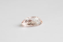 将图片加载到图库查看器，3.03ct Loose Natural oval Peach Pink Morganite
