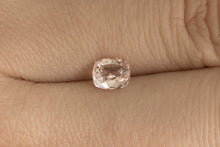 将图片加载到图库查看器，.55ct Loose Natural Cushion Peach Pink Morganite
