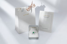 Charger l&#39;image dans la galerie, High Quality Type A Small Jadeite Platinum Estate Ring
